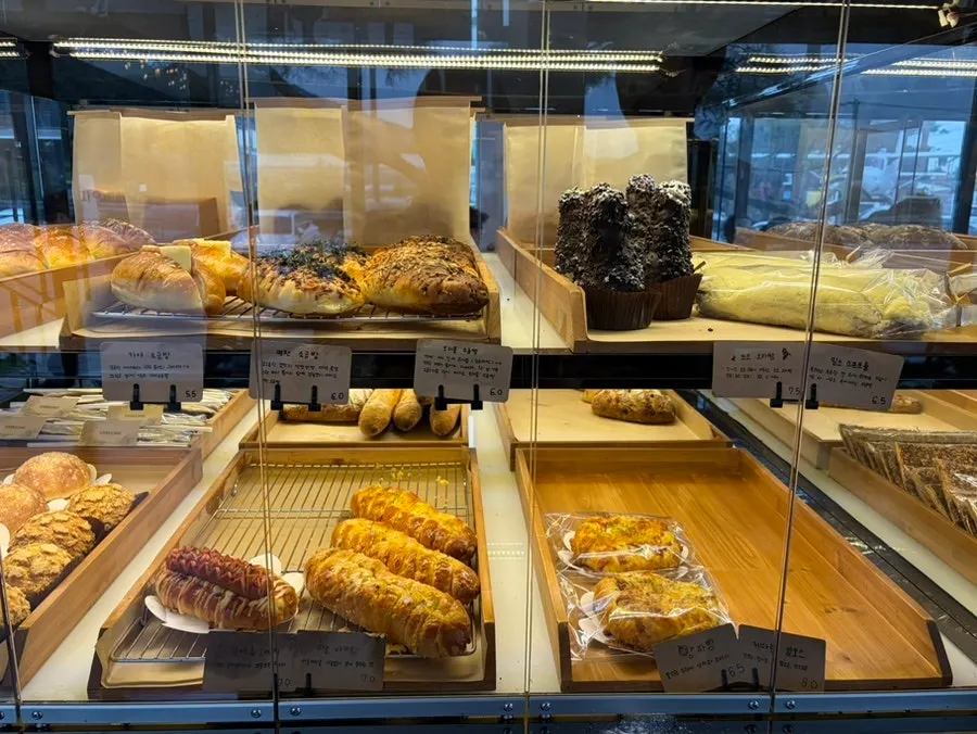 Shelves of bread to choose from