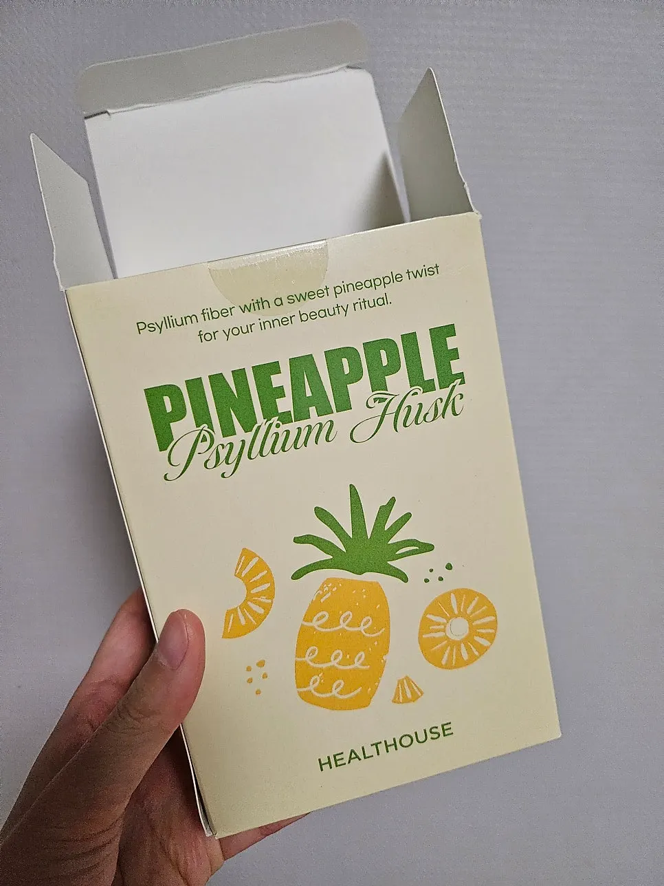 One sachet of Pinejapi before mixing with water