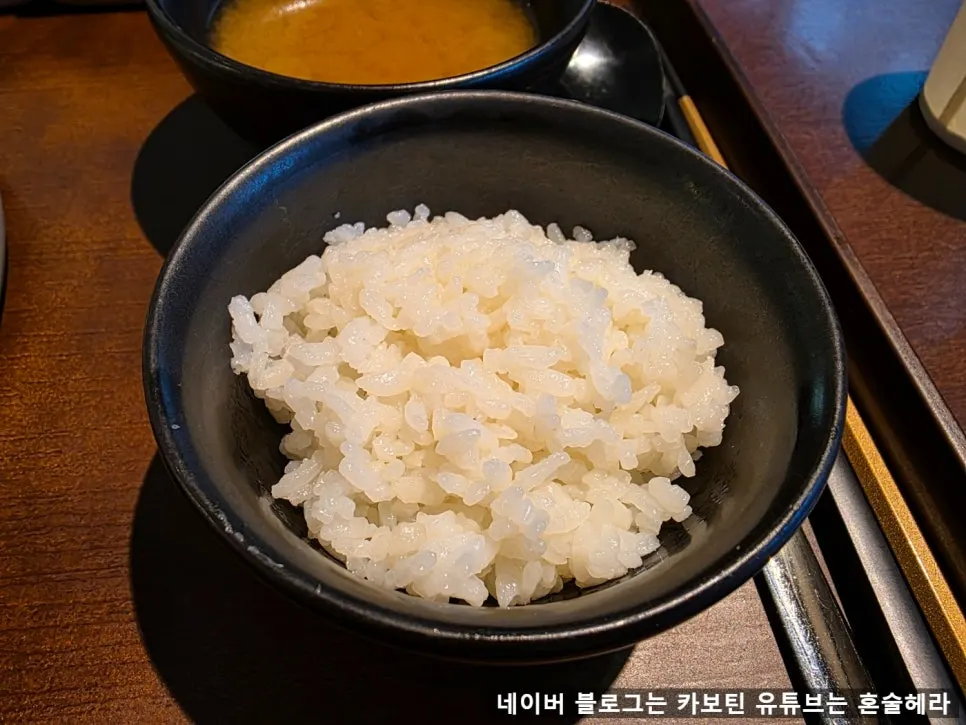 カクテキ、たくあん、味噌汁、うどんスープの基本の副菜