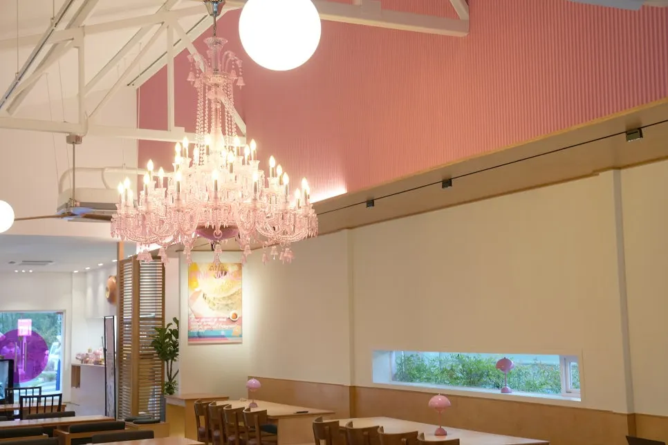Interior hall atmosphere at Pink Wall Cafe