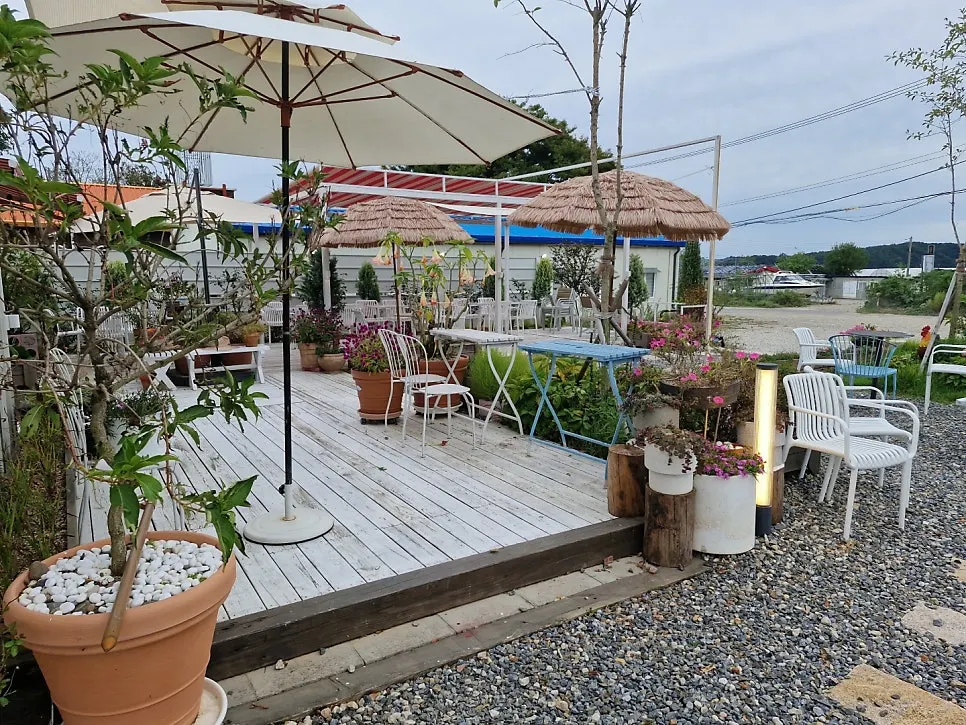 Dog-friendly terrace seating
