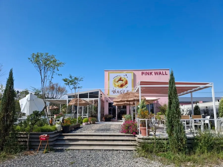Pastel pink building of Pink Wall Cafe in Yeongjong