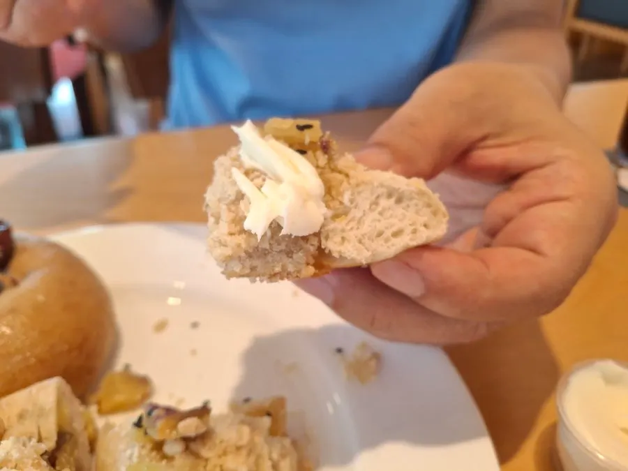 Soboro chestnut bagel served with cream cheese
