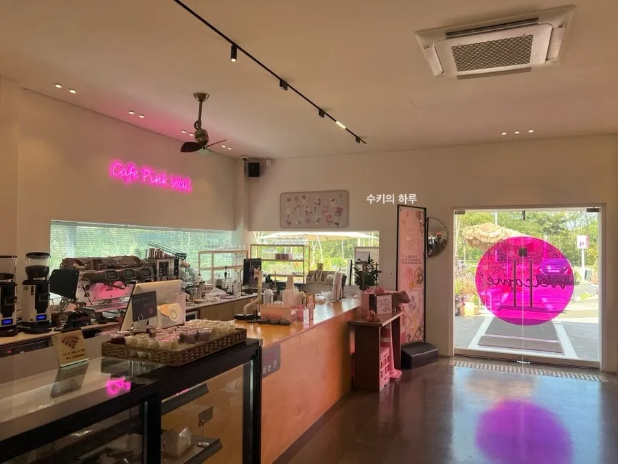 Wide view of the large bakery café Pink Wall Cafe on Yeongjong