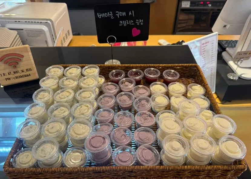 Bagel display corner at Pink Wall Cafe