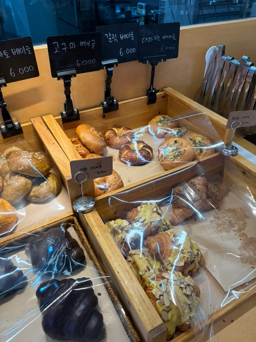 Bagels and cakes on display