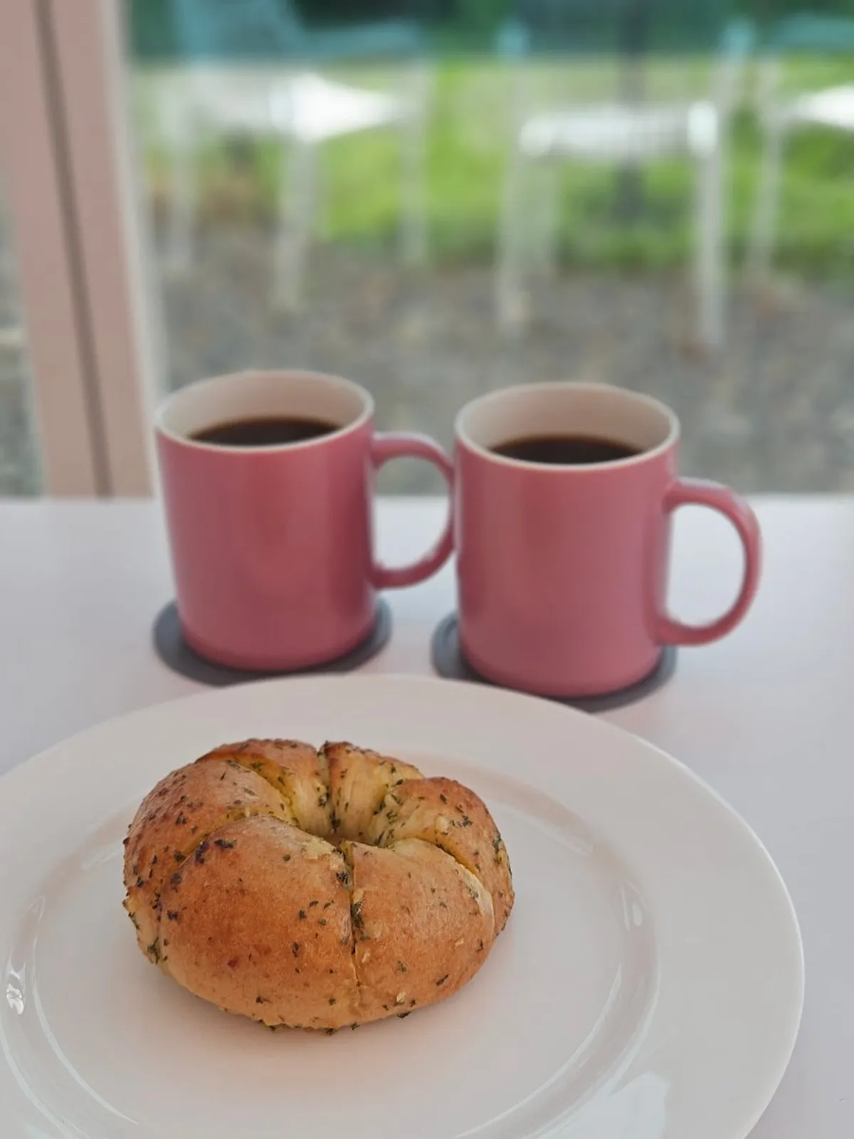 Pink Wall Cafe during a Yeongjong drive