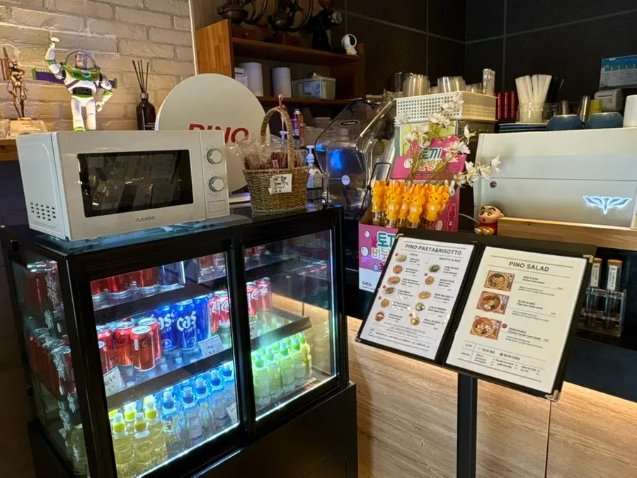 Space near the entrance of Pino Cafe