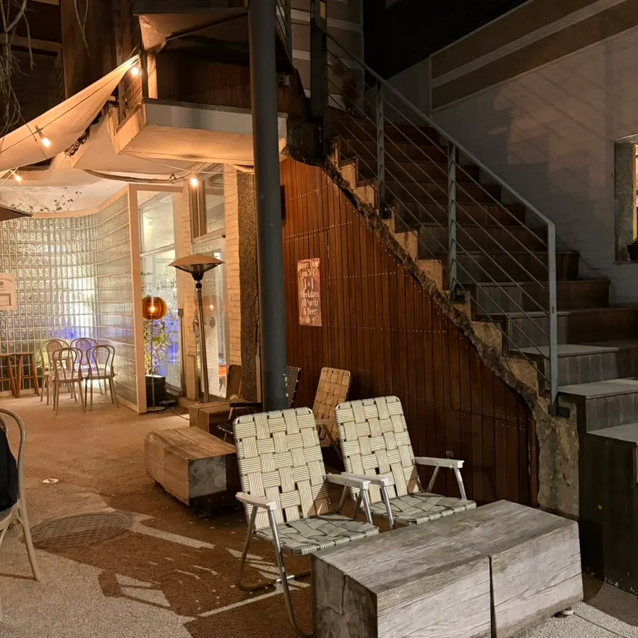 Exterior of Pip Espresso Bar in Yeonnam-dong