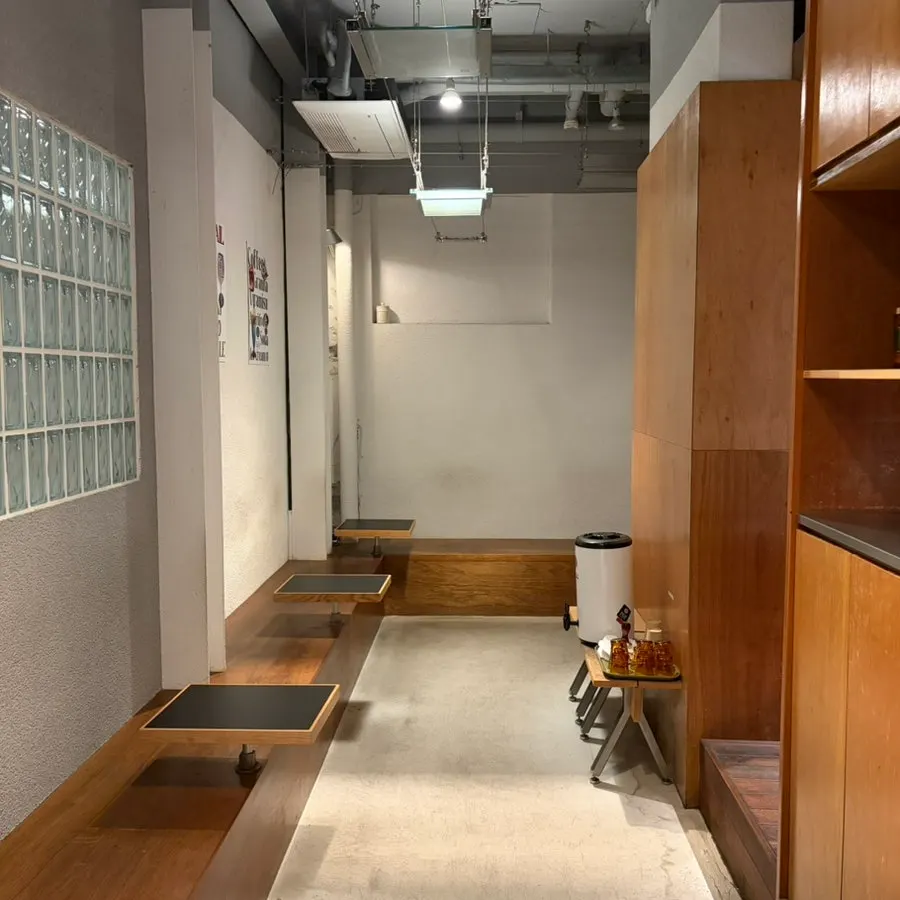 Spacious, cozy café interior