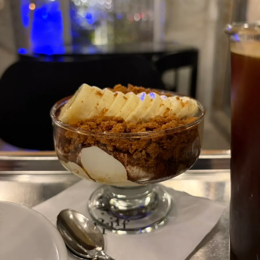 Tiramisu topped with Lotus crumble and banana