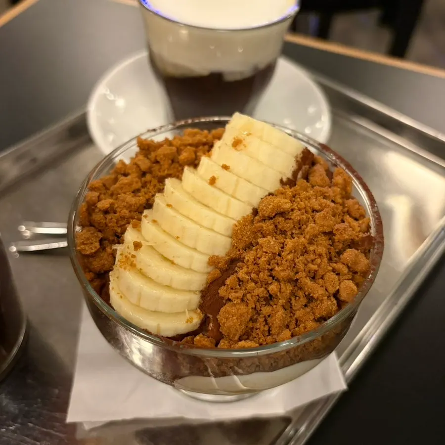 Close-up of tiramisu cream and crumble