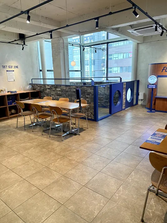 Interior with a safety gate installed in the pet zone