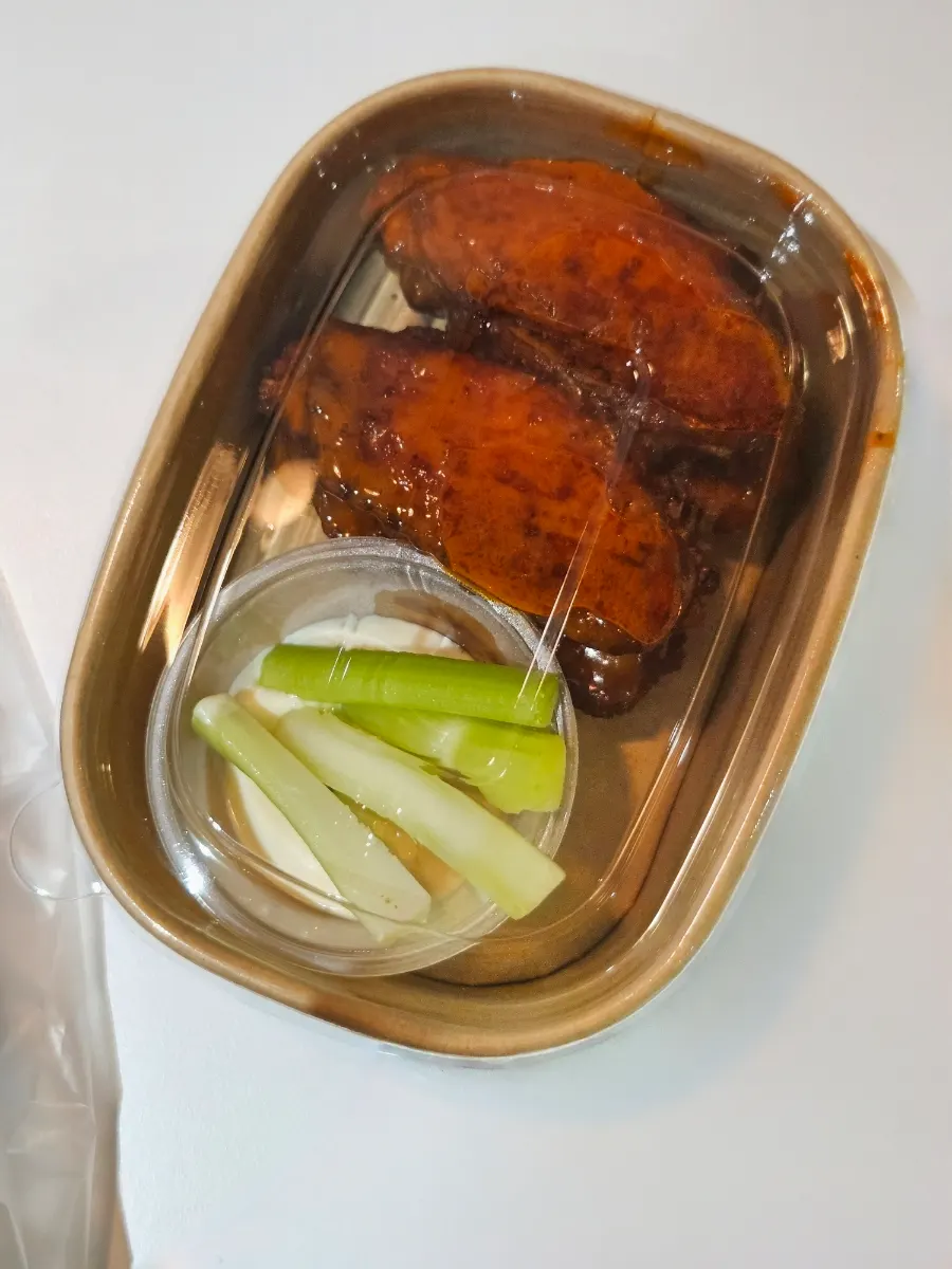 버팔로윙 4조각 사이드 메뉴