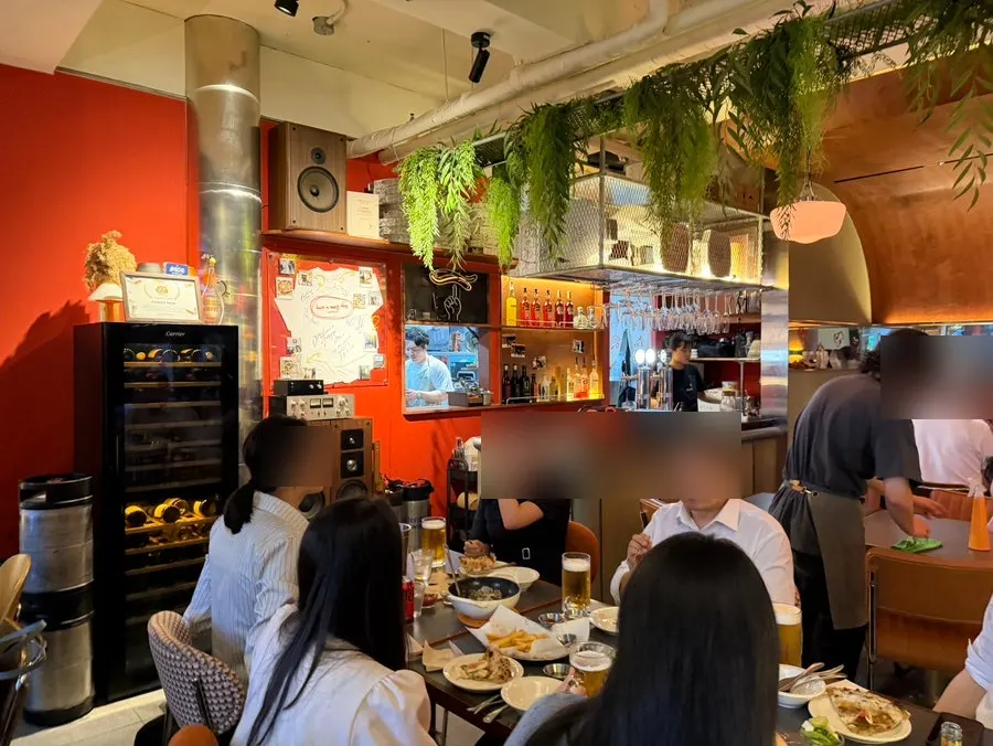 평일 저녁 피제리아스너그 입구