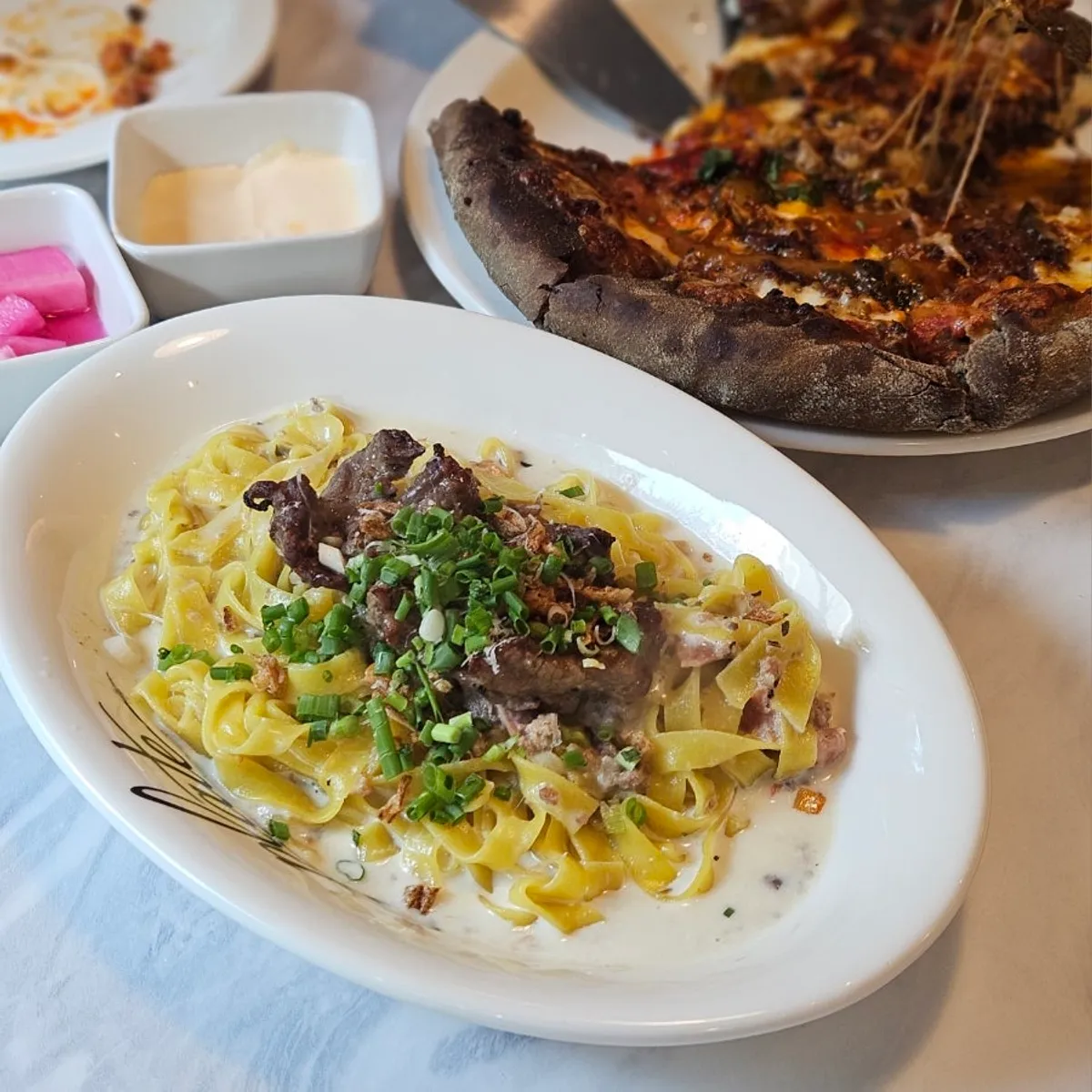 플레이트 둔산점 스테이크 크림 라구 파스타 마무리 컷