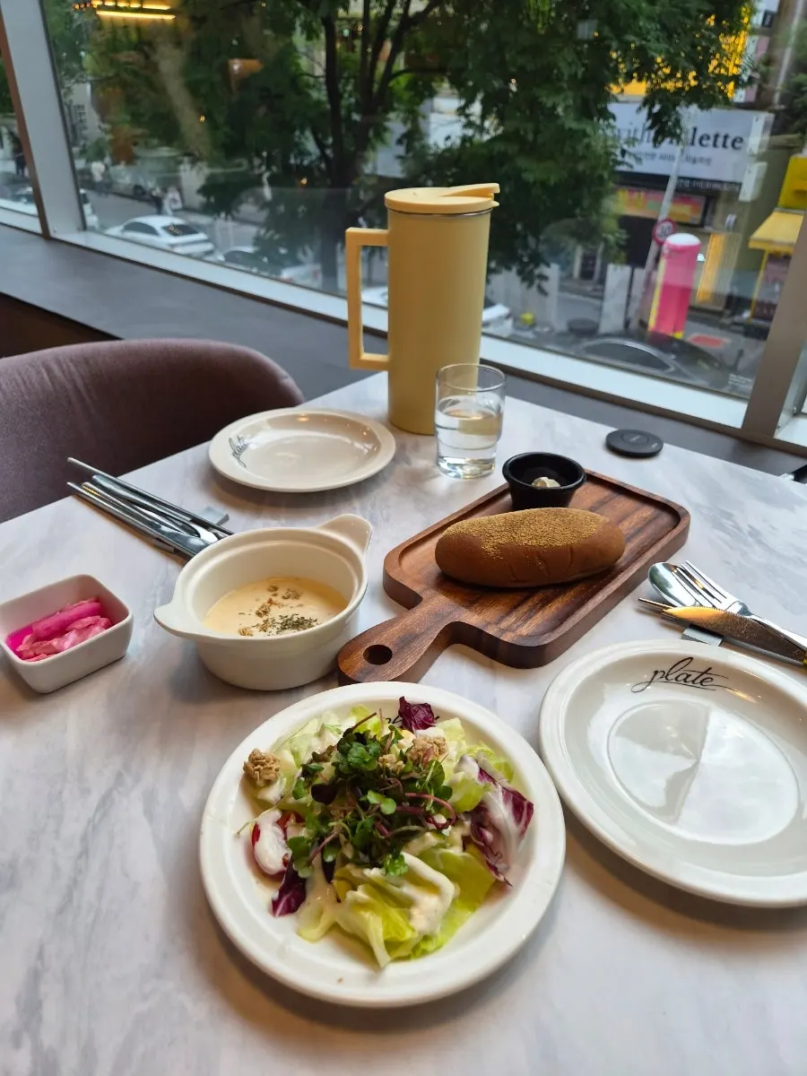 Adult dishware set up after ordering