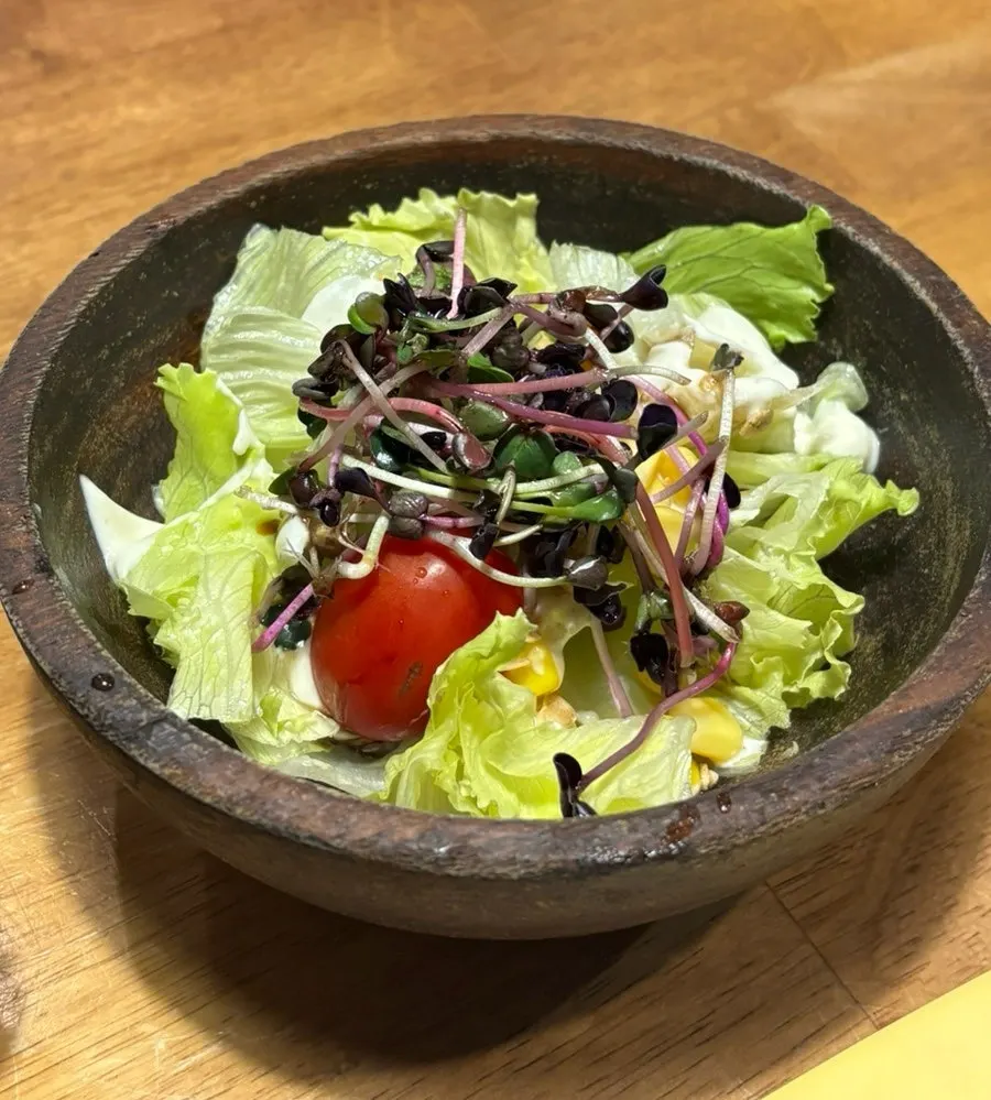 The Plate salad included in the set