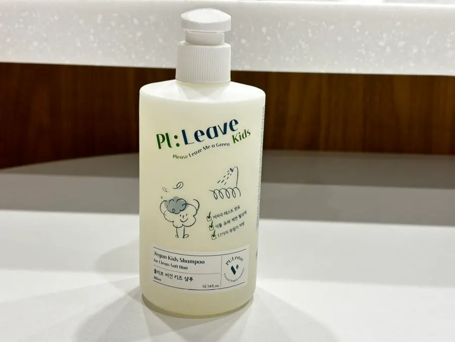 Shampoo use context for a child who sweats heavily