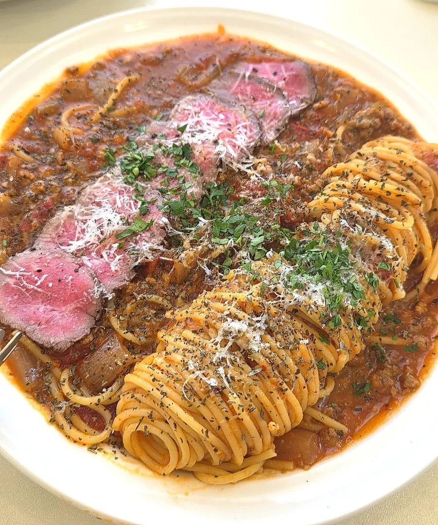 Close-up of beef tomato pasta