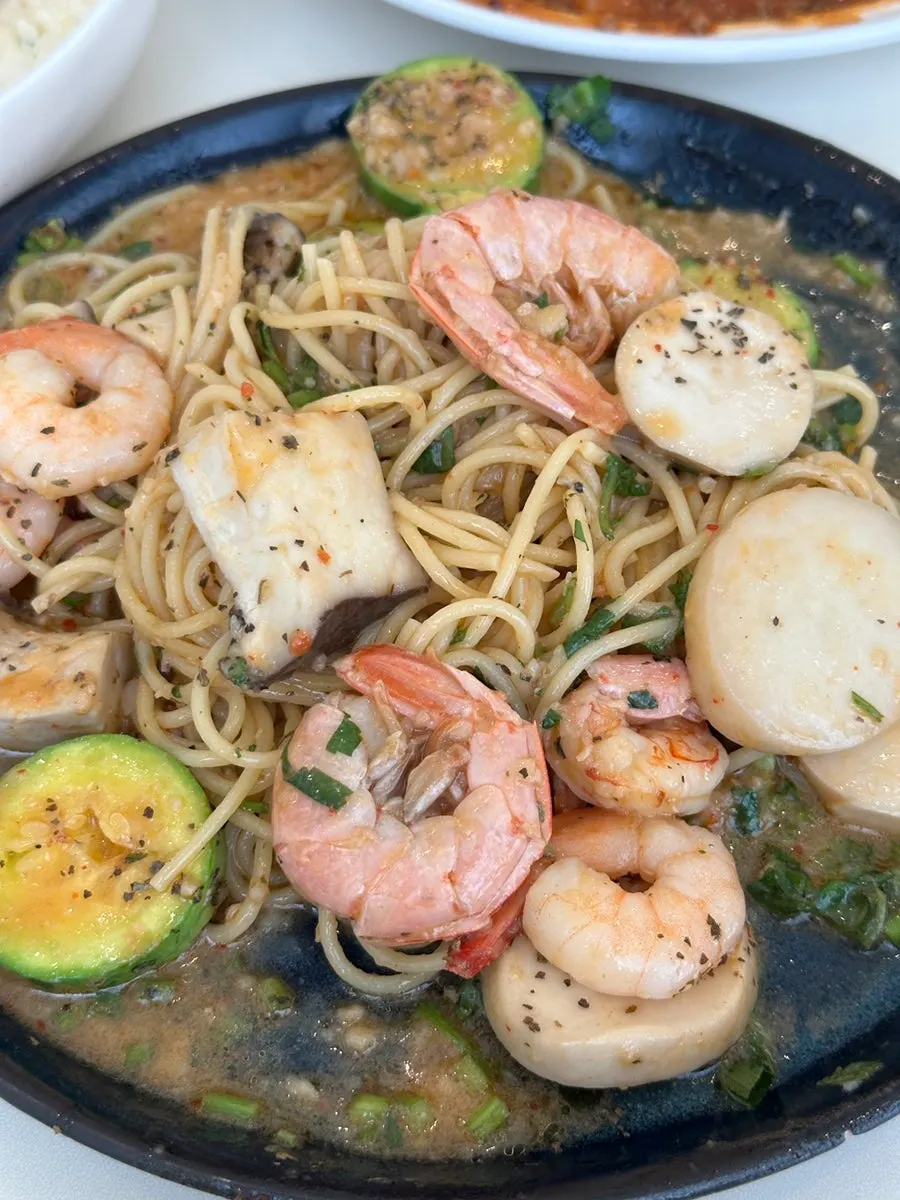 Garlic shrimp pasta well mixed with the sauce
