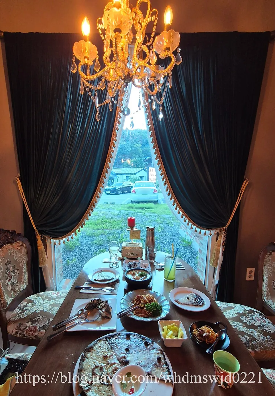 A From Italy table with a chandelier