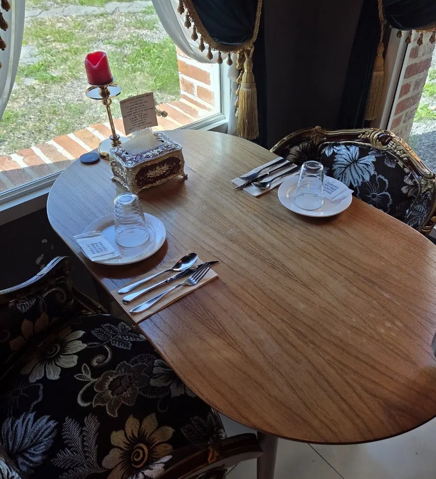 Interior decor and seating overview at From Italy