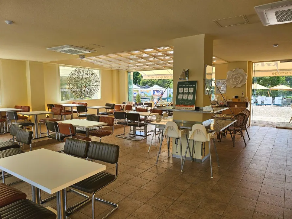 Interior of the pet-friendly annex