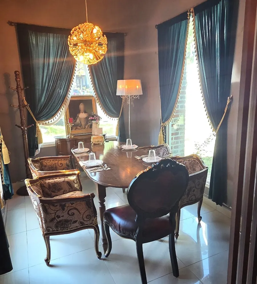 Photo taken of the interior in front of a mirror