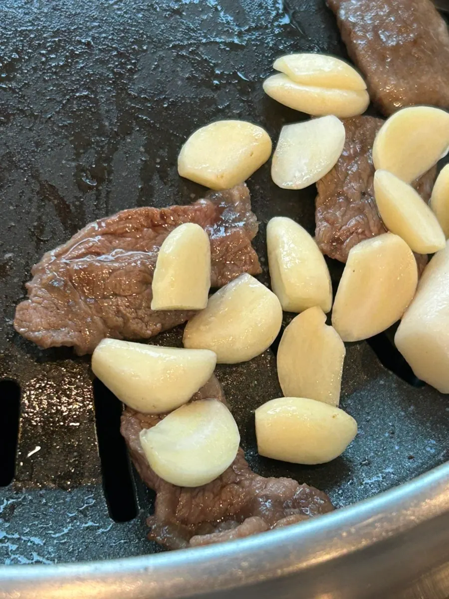 A grilled piece of hanwoo