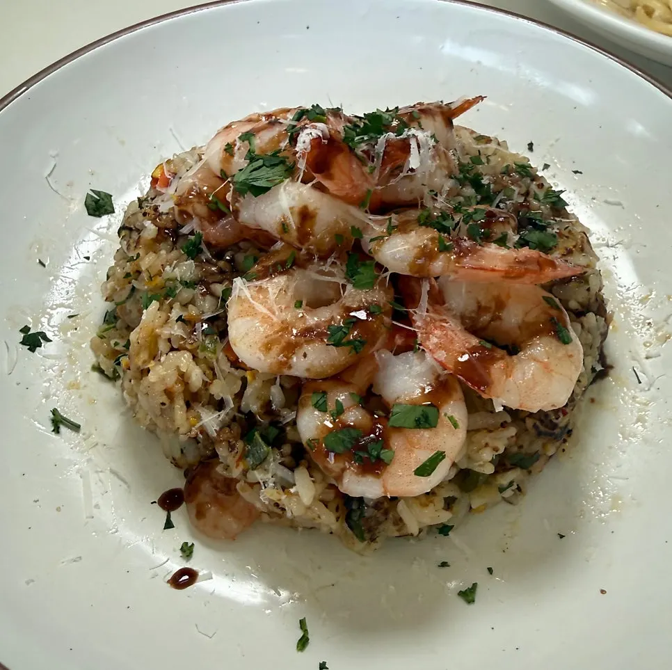 Eoneu Dal's shrimp pilaf topped with shrimp