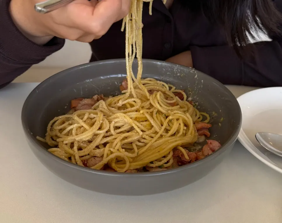 Emptied pasta plate