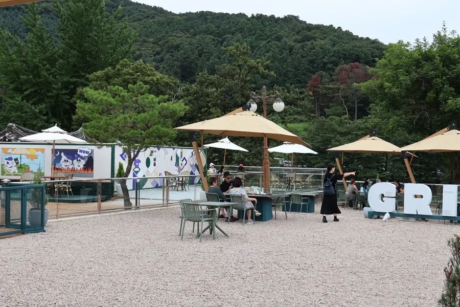 Air-conditioned indoor seating