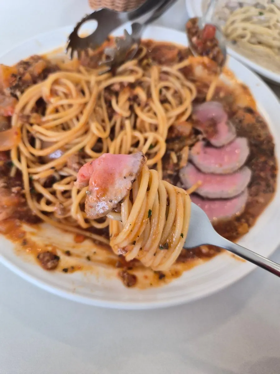 소고기토마토파스타와 소고기 카르파초