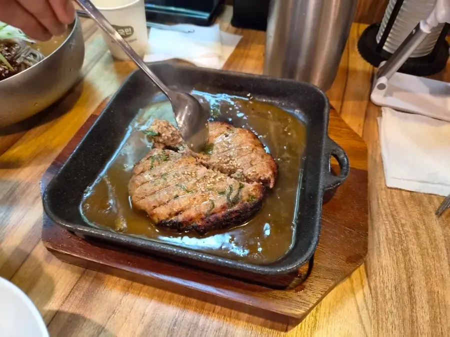 Charcoal-grilled pork tteokgalbi with a generous serving of rice