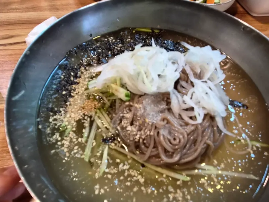 Mul makguksu with the seasoning sauce requested separately