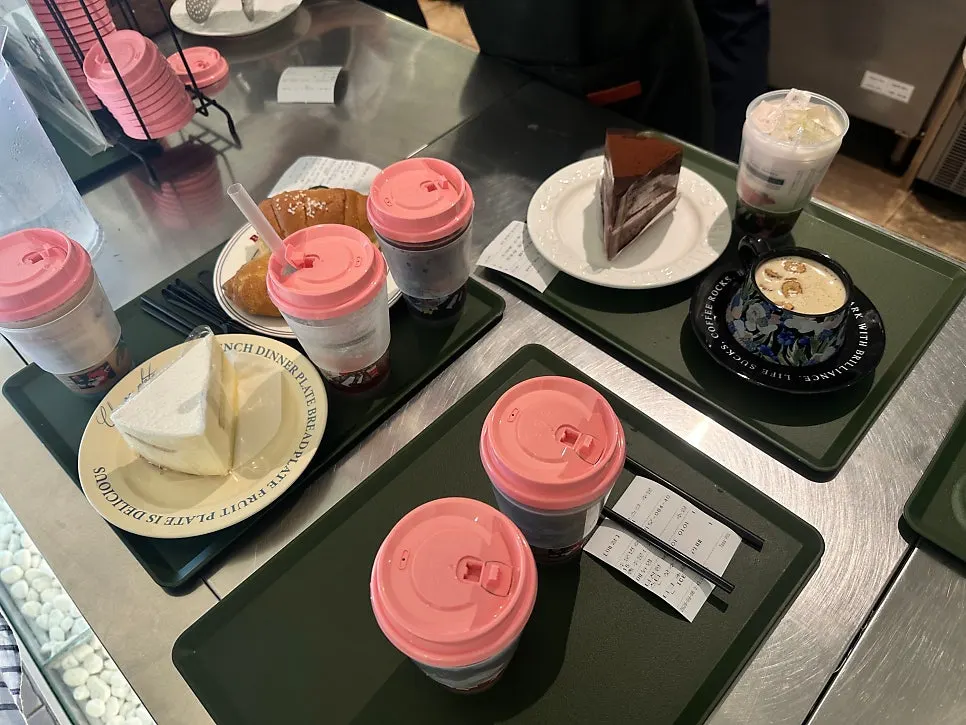 Weekend café ordering area