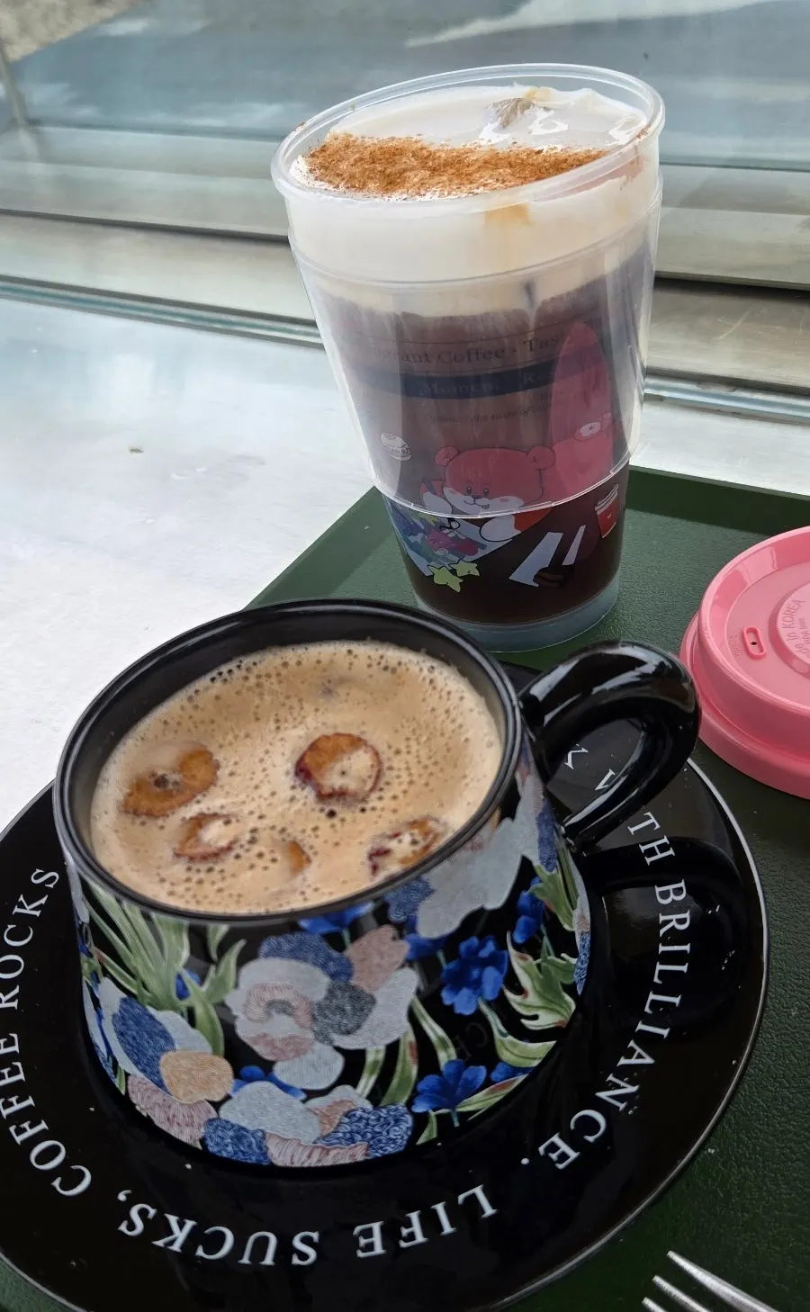 Custard honey bread and drinks
