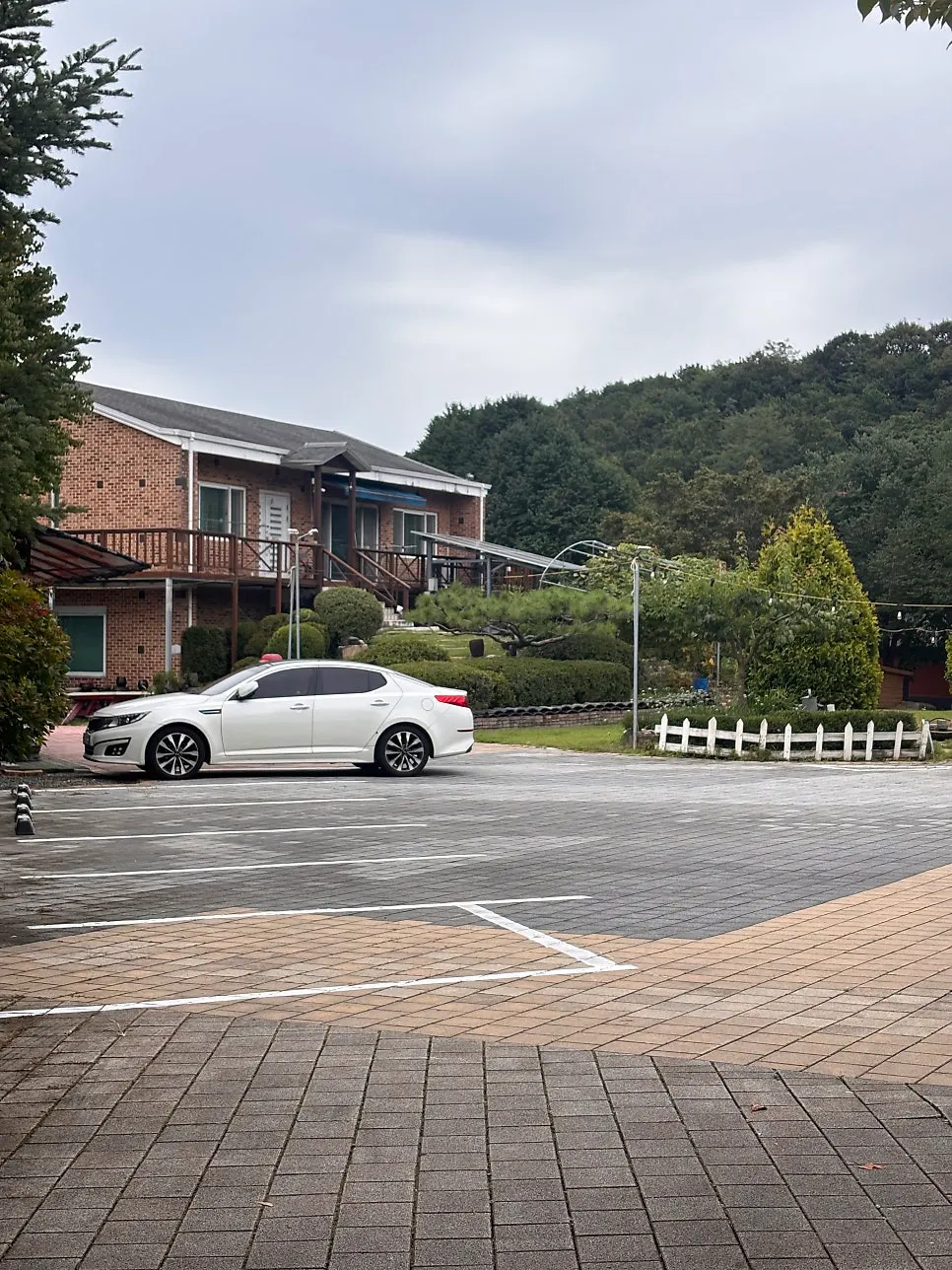 명이몽 입구와 안내판