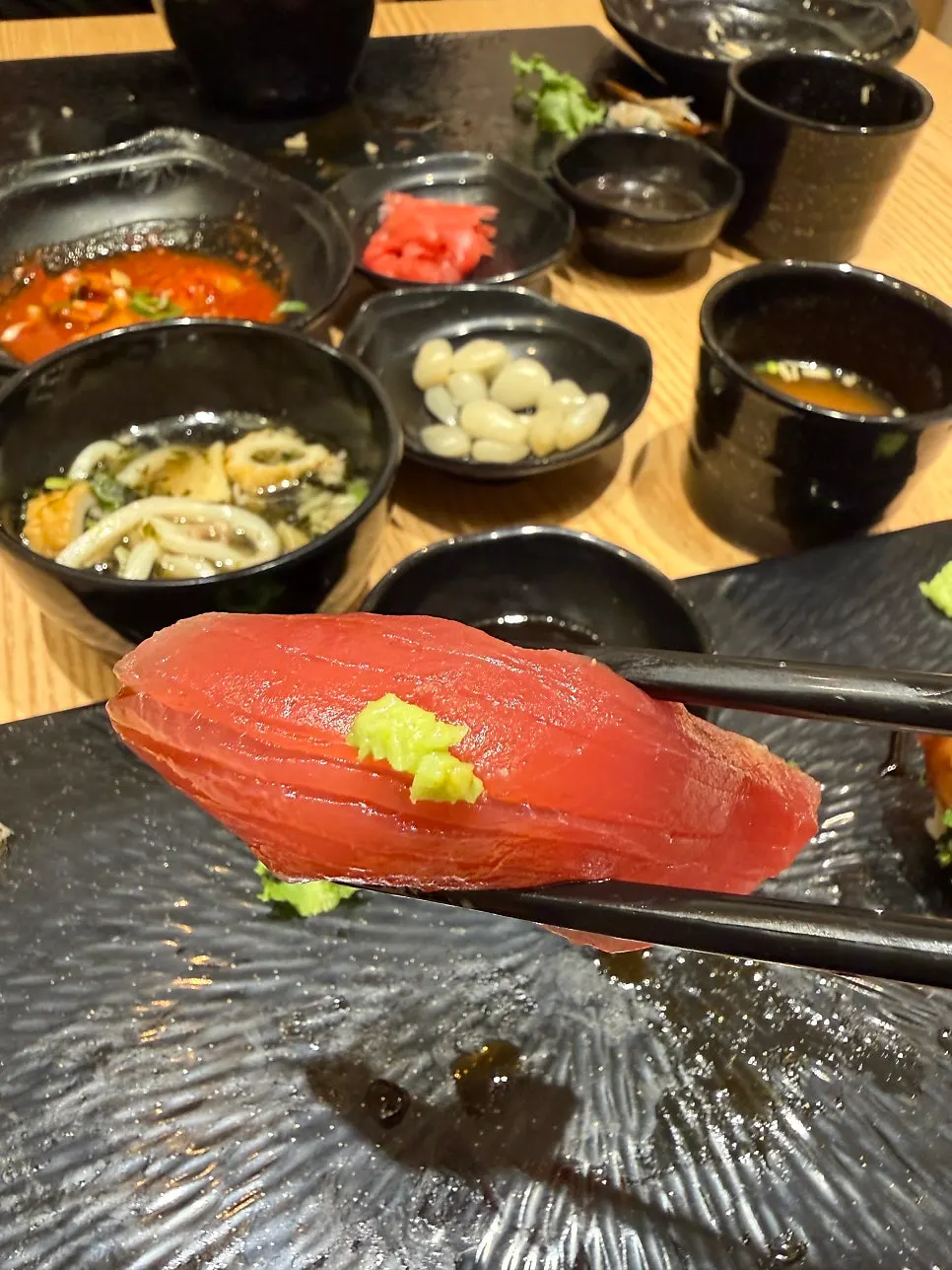 Thick Domo Sushi salmon sushi
