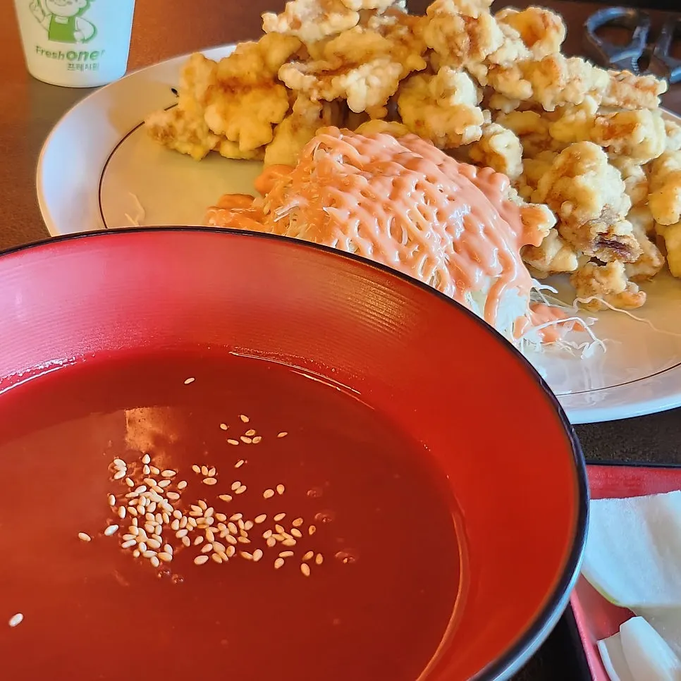 Crispy sweet and sour pork fried in lard oil
