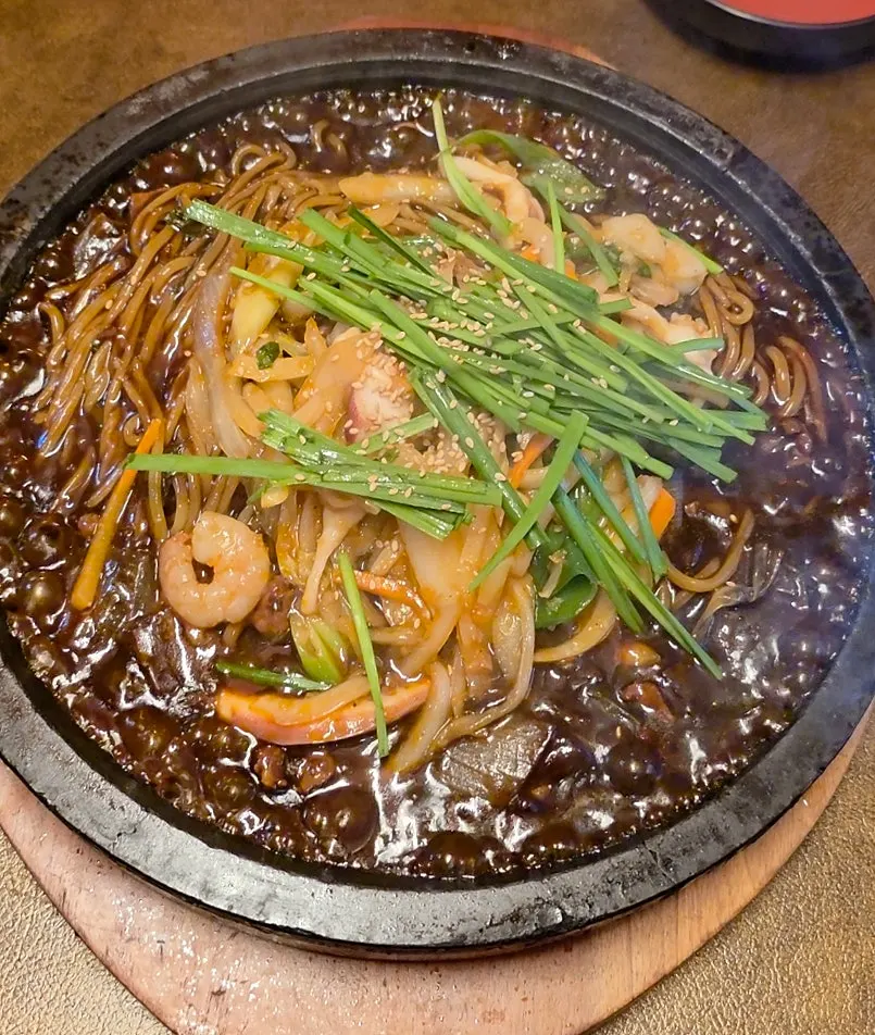 Hwamok Restaurant Gaekjan hours and closing day notice