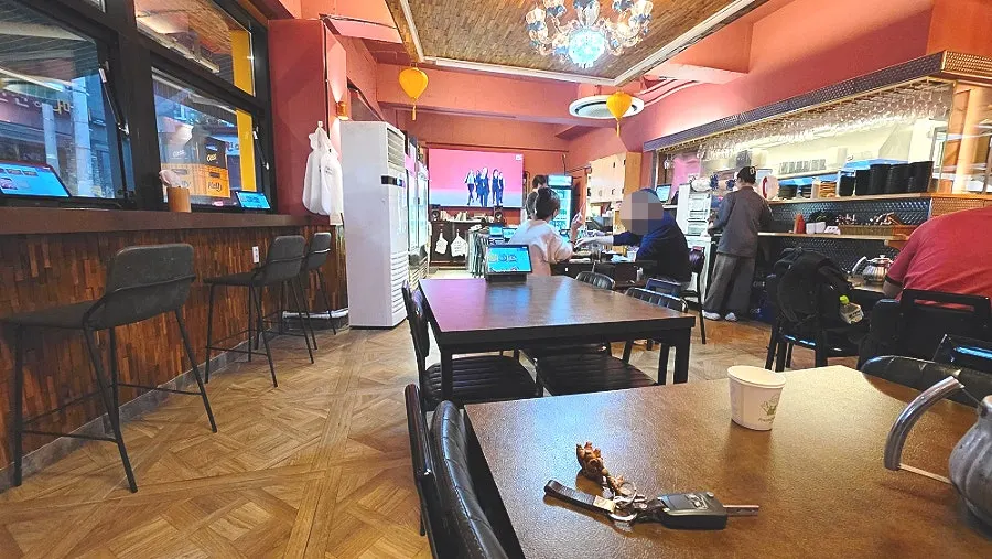 Cozy interior of Hwamok Restaurant Gaekjan