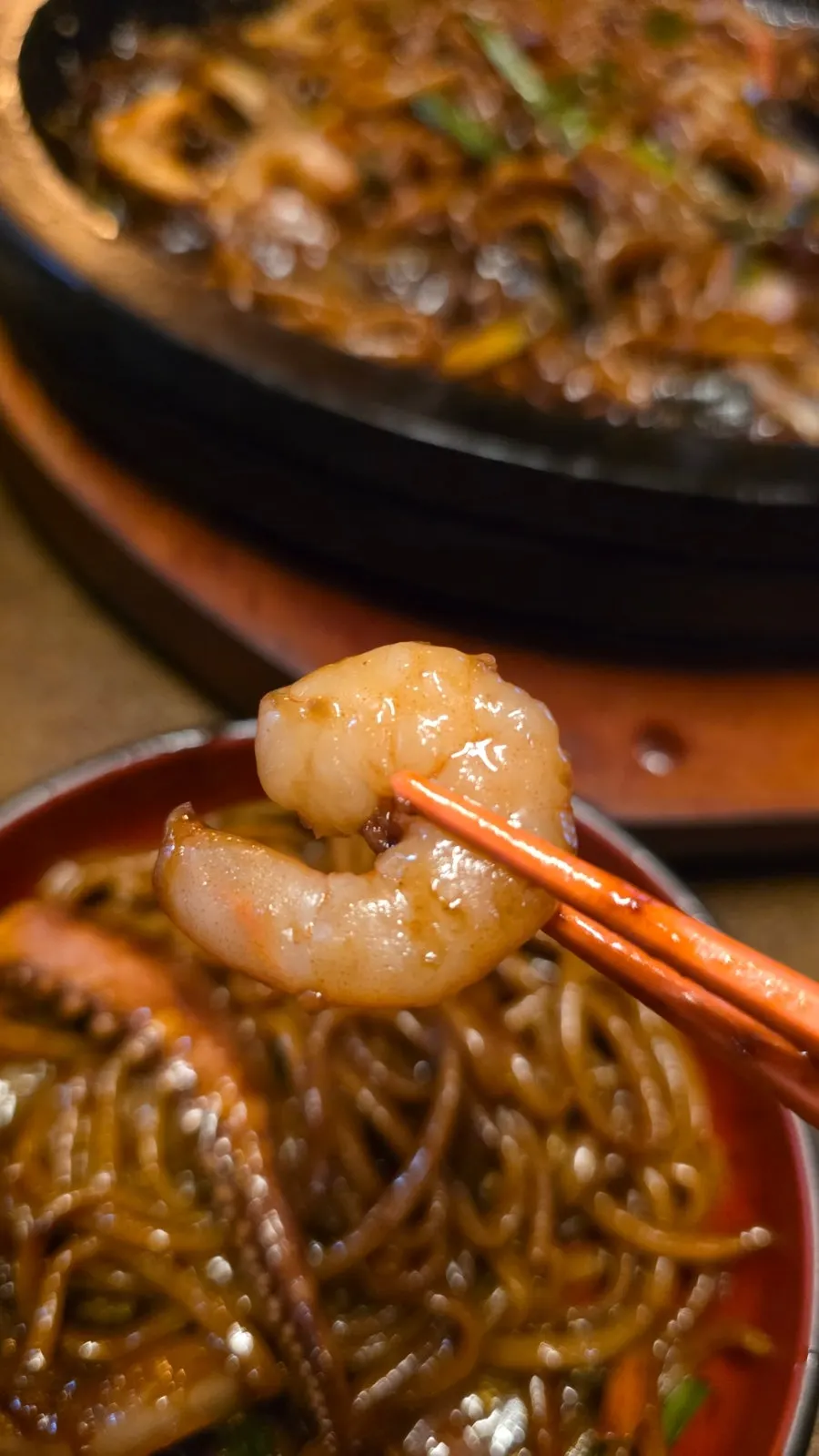 Mixed stone-plate seafood jjajang noodles