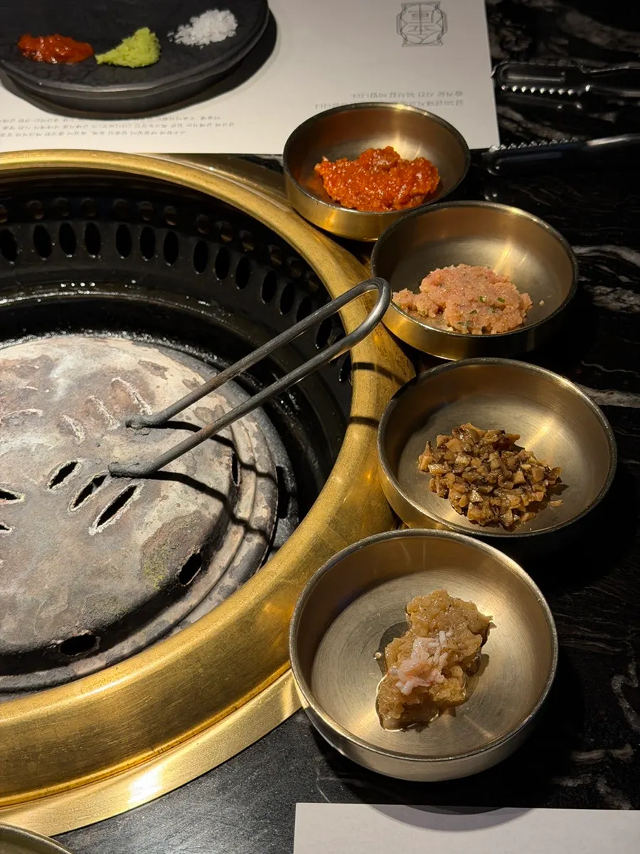 Table and grill setup at Geumgo