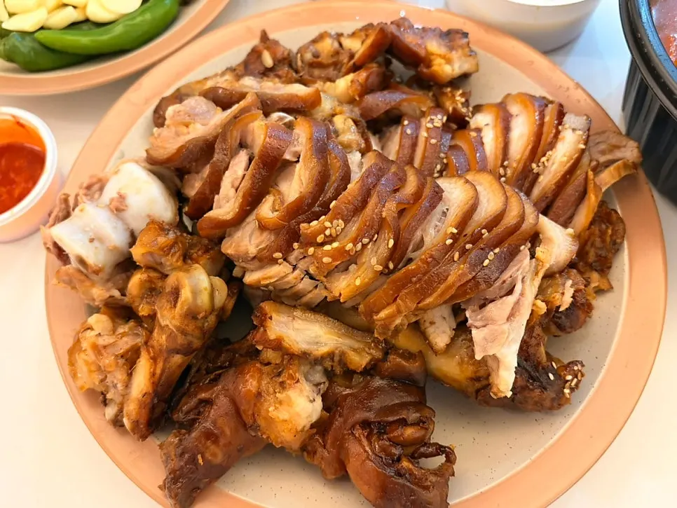 Plate of jokbal with dried radish kimchi