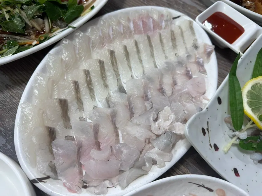 Kepala Dokdo shrimp yang digoreng