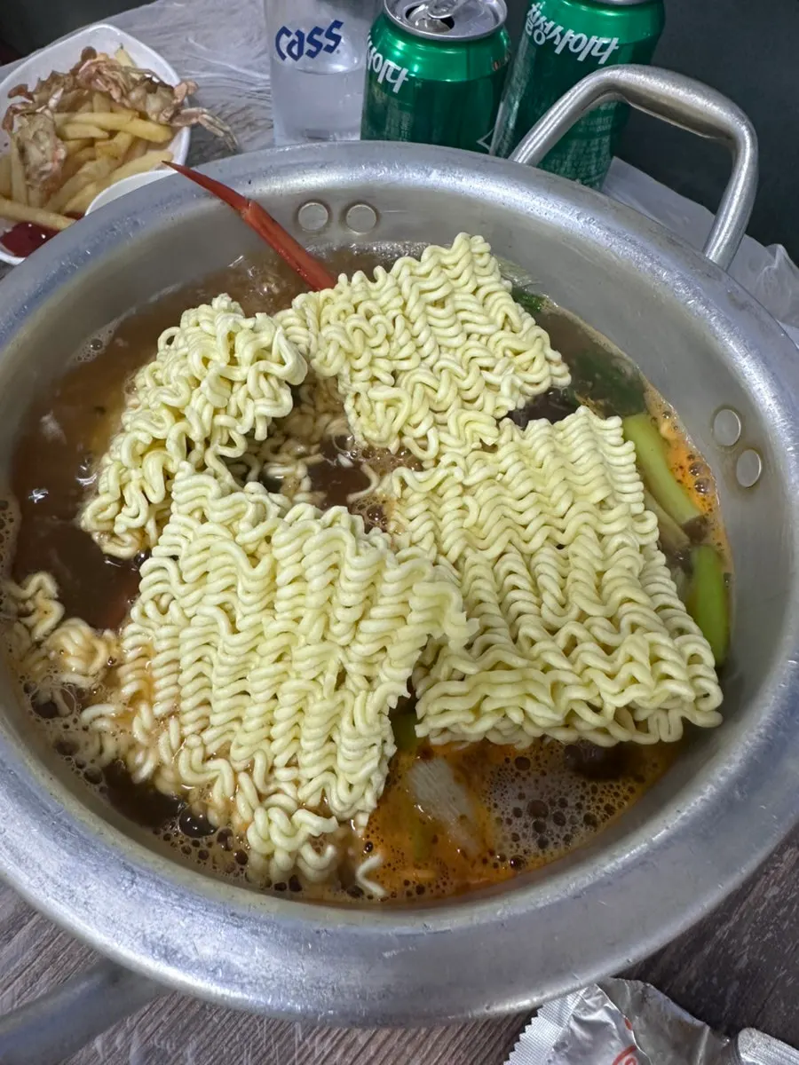 Kimchi yang dihidang bersama nasi