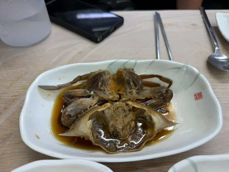 에피타이저로 나온 전복죽 한 그릇