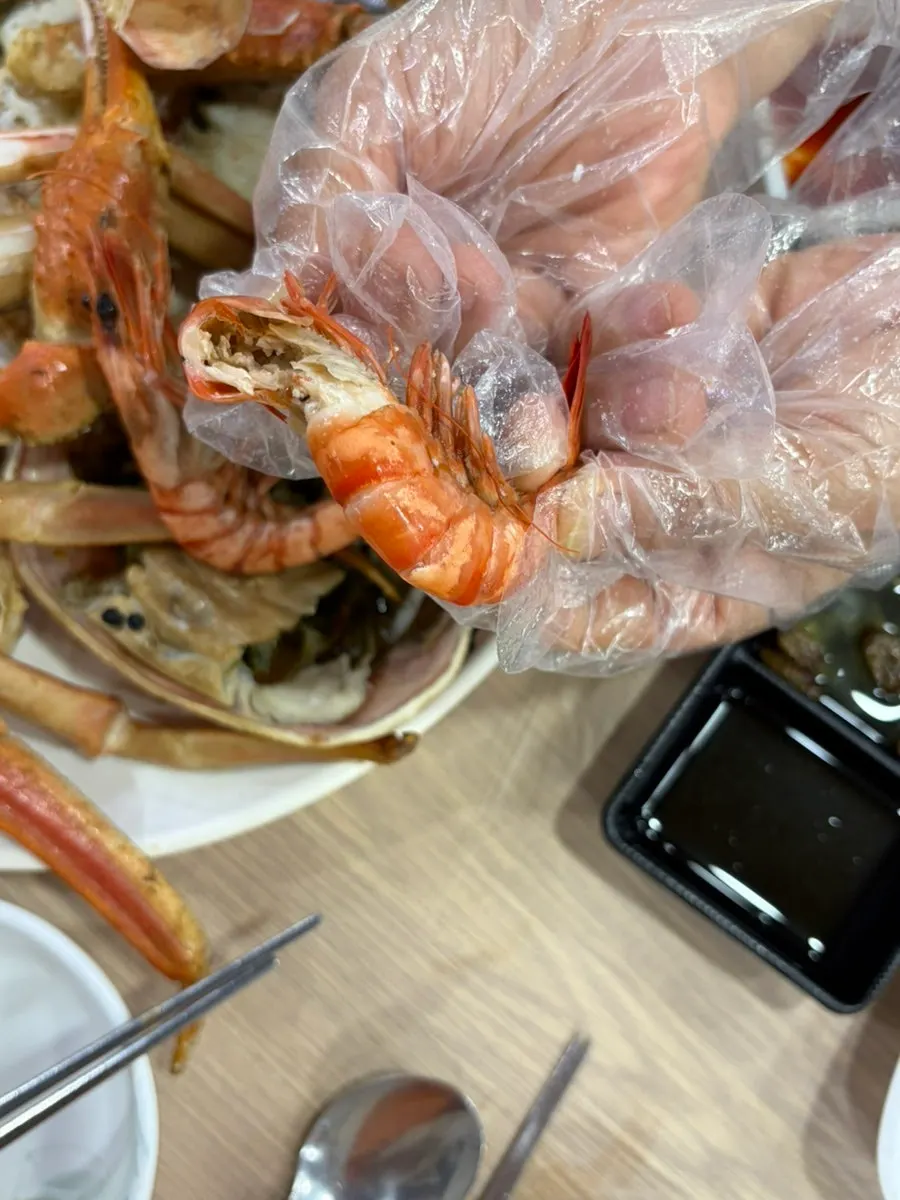 살이 꽉 찬 박달대게 집게다리 살